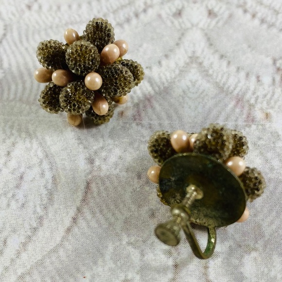 Very unique pine cone vintage acre back earrings - Picture 5 of 5